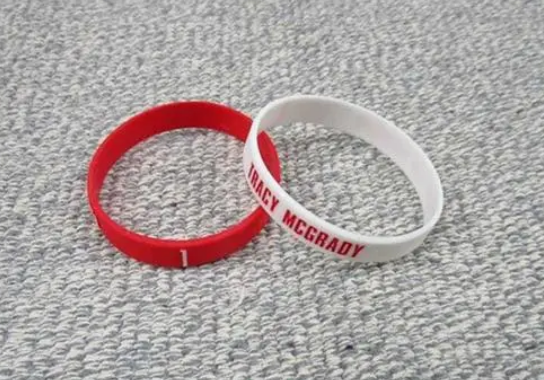 硅膠牙膠硅膠腕帶弄臟了怎樣清洗？